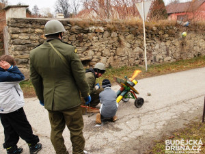 Děti nejvíce zajímalo střílení z kanónu