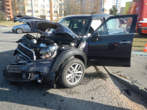 Havarovaný Mini Cooper