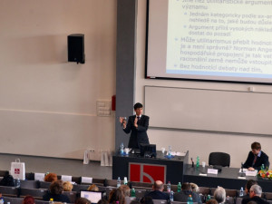 Hlavní ekonom banky Era ČSOB Jan Bureš