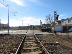K nehodě došlo na přejezdu v budějcké ulici Ludvíka Kuby