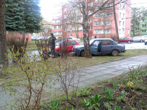 Po nehodě policisté povedený pár zatkli