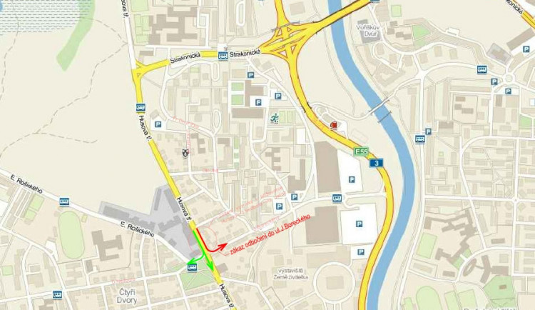 Dopravní omezení na Husově třídě potrvá do 16. července