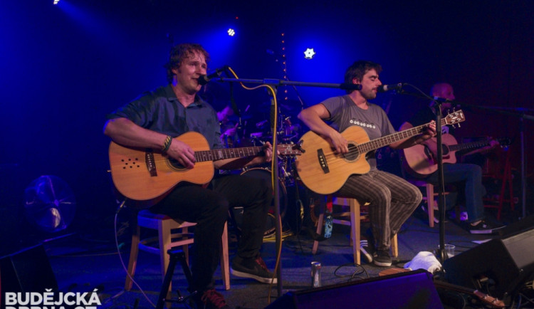 Akustický koncert kapely Wohnout v Café klubu Slavie