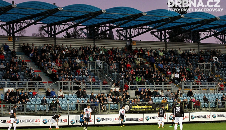 Na Střeleckém ostrově se v pátek bude opět hrát fotbal