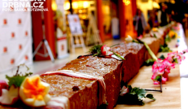 Rekordní velikonoční sekaní v IGY Centru