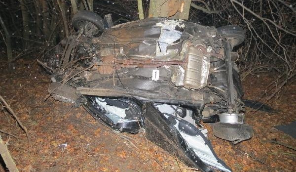 Při zatím nejtragičtější letošní dopravní nehodě na Jindřichohradecku zahynuli tři mladíci