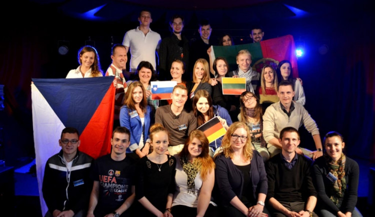 Díky studentům Ekonomické fakulty byla mládež v akci