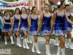 Majálesový průvod