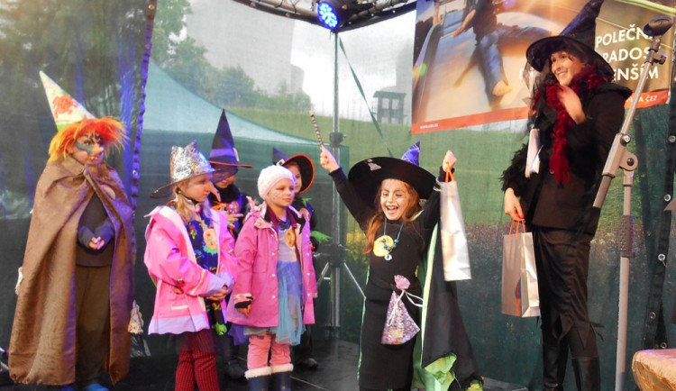 Miss čarodějnice měla ze svého vítězství velkou radost