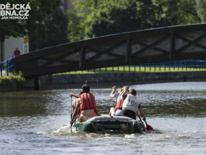 Raftové primátorky na řece Malši