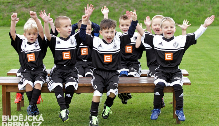 Mladí fotbalisté Dynama