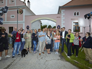 Společný přípitek