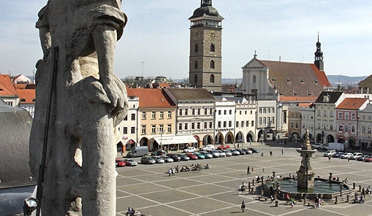 Pohled ze střechy budějcké radnice
