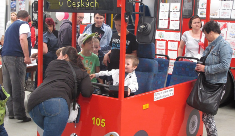 Den otevřených dveří