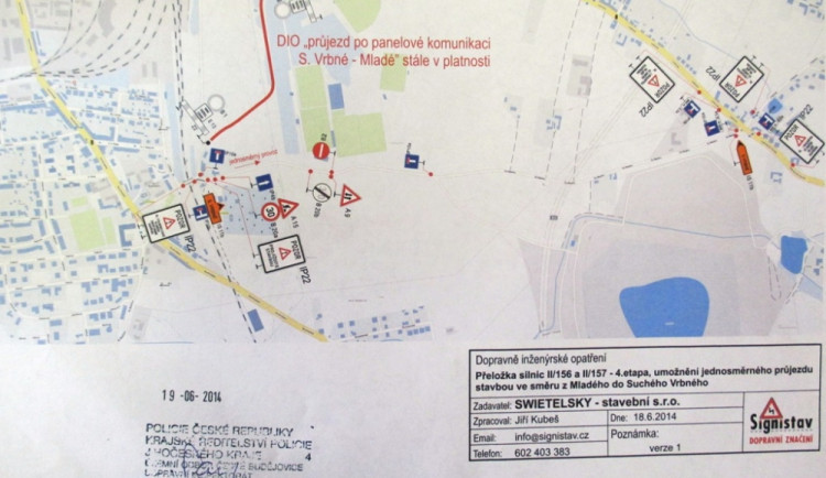 Průjezd po panelové komunikaci