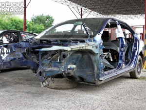 Škoda Octavia ještě před rozřezáním