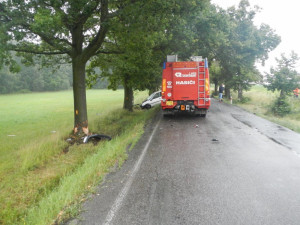Tragická nehoda Peugeotu 306 u Srubce