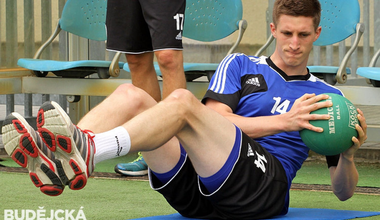 Jedním z nováčků, který bude působit v Dynamu, je slovenský obránce Matej Podstavek