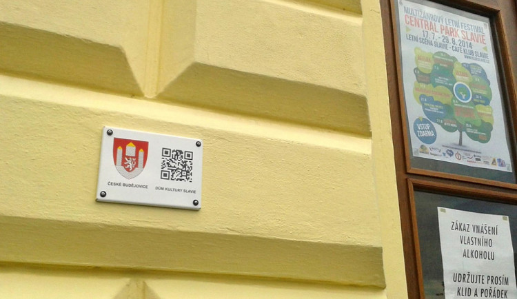 QR kód na Domě kultury Slavie