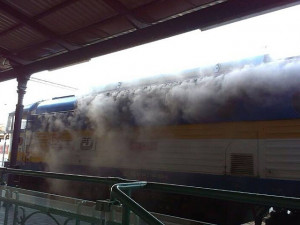 Požár lokomotivy na českobudějovickém vlakovém nádraží