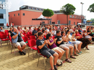 Na střeše IGY Centra se konala akce s názvem Na stojáka