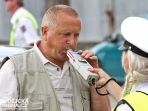 Další zodpovědný řidič. Nadýchal 0,0 promile