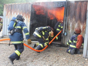 Cvičení temelínských hasičů ve Zbirohu
