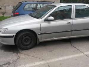 Peugeot zadrženého mladíka