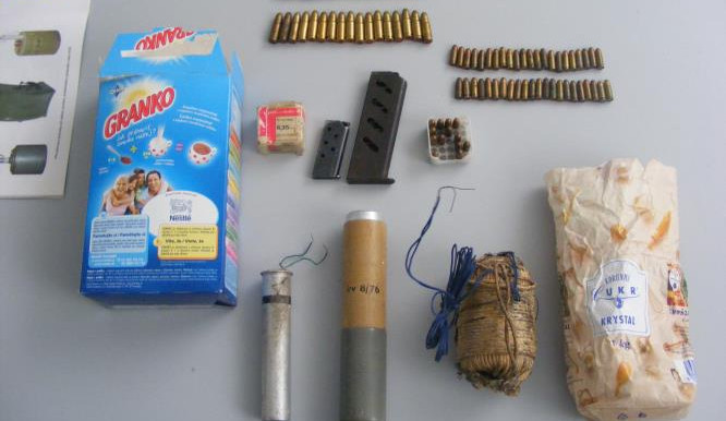 Pyrotechnický nález ve Volyni přinesl senior až na policejní služebnu