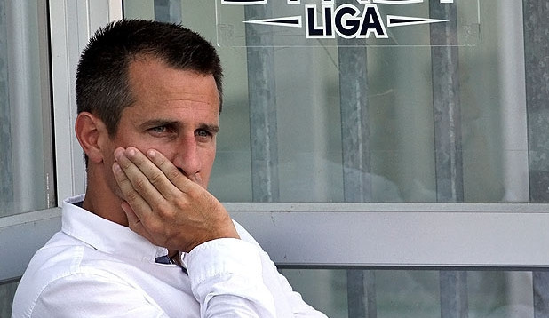 Zápas v Teplicích Dynamu nevyšel. Na ilustračním snímku zamyšlený sportovní manažer Martin Vozábal po prohře s Plzní