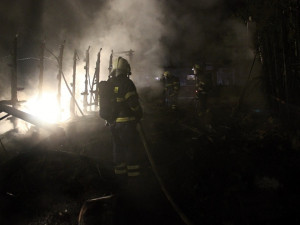 Požár opuštěného motorestu u Dolního Dvořiště