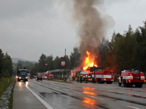 Požár opuštěného motorestu u Dolního Dvořiště