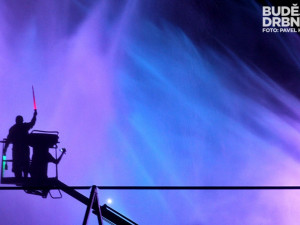 O úvod multimediální show se postarali dobrovolní hasiči