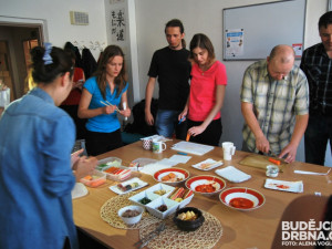 Korejský večer v Akai Kiku