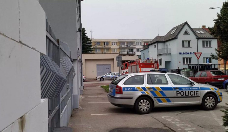 Zásah policistů a hasičů v Lipenské ulici