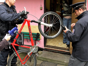 Jízdní kolo nešlo identifikovat. Výrobní číslo bylo vybroušeno