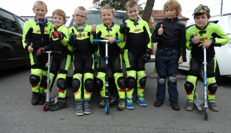 Členové Smrž Academy