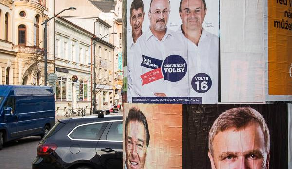 Předvolební Budějovice: Špína nebo nuda?