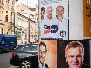 Předvolební Budějovice: Špína nebo nuda?