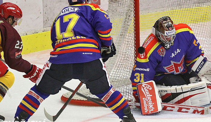 Po dlouhé době se v brance Motoru objevil Hynek Kůdela a hned pětkrát inkasoval