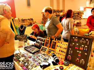 Podívat se můžete pod ruce i šikovným tvořilům