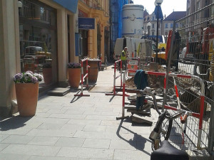 Stavební práce probíhaly v ulici Doktora Stejskala od poloviny září
