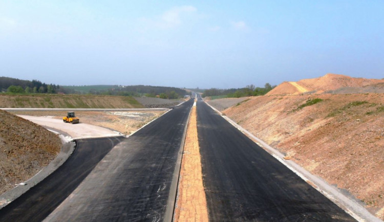 Výstavba dálnice D3 u Tábora