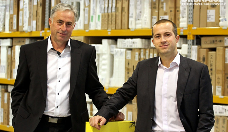Petr Václav starší a Petr Václav mladší vybudovali velmi úspěšnou firmu