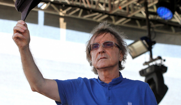 Miro Žbirka na letním festivalu České hrady.cz v Rožmberku nad Vltavou