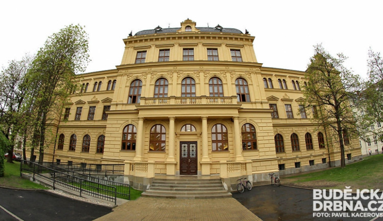 Jihočeské muzeum