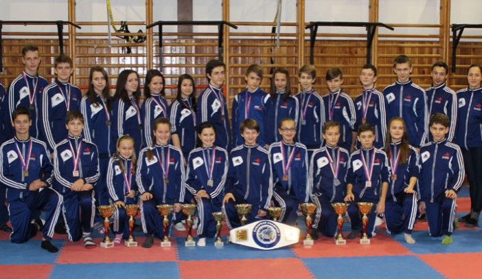 Závodníci TJ Karate České Budějovice