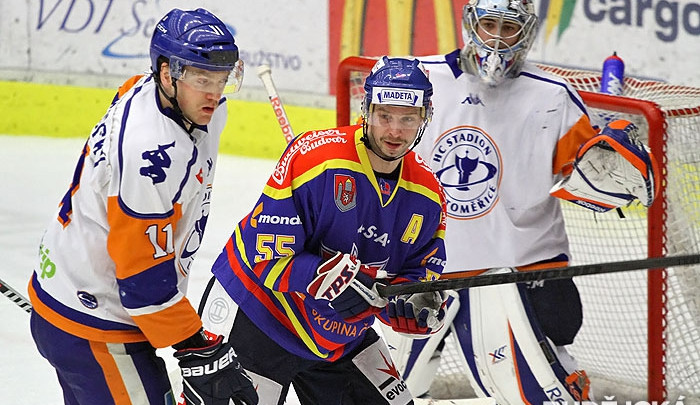 Tomáš Nouza na litoměřické hokejisty platil