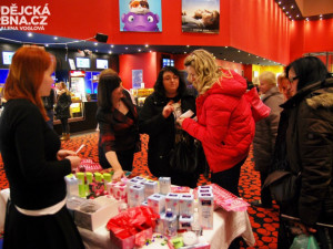 Krémy bylo možné nejenom zkusit, ale i zakoupit