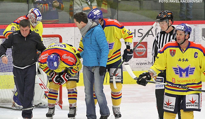 Jako první odstoupil ze zápasu s Kadaní Dan Růžička